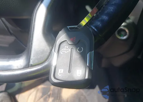 2019 Chevrolet Silverado 1500 Lt z USA, uszkodzony, nr VIN 1GCPWCEDXKZ209870